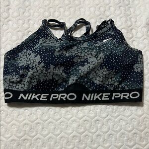 Nike Pro Black and White Patterned Sports Bra
